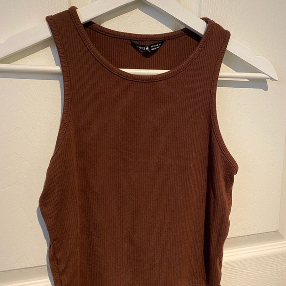 Brown crop top - Picture 2 of 5